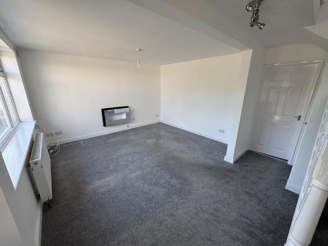 House for rent in Audnam, Amblecote