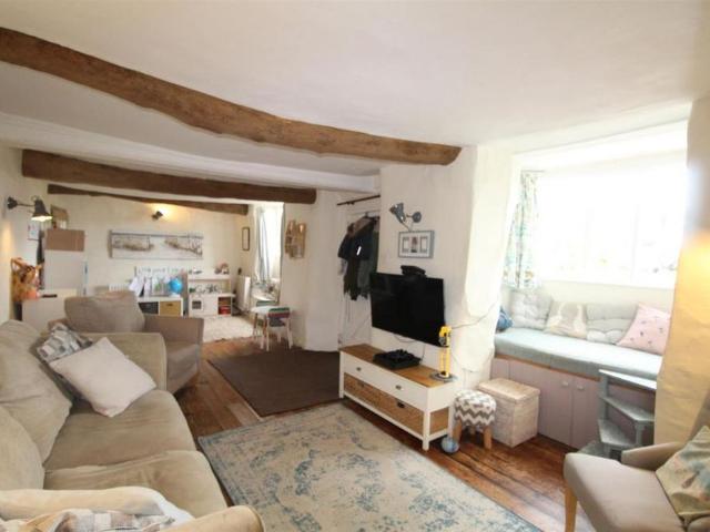 House for rent in Budlake, Devon
