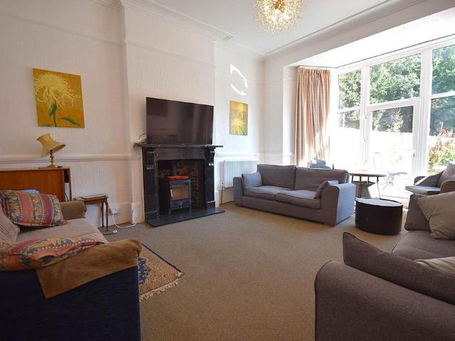 House for rent in Navestock Side, Essex