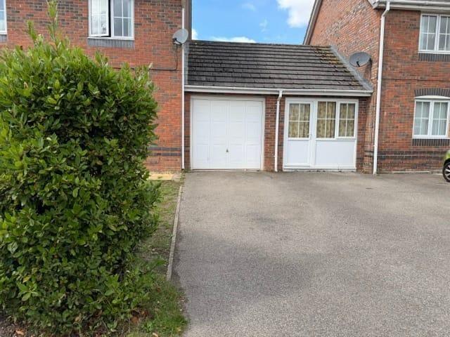 House for rent in Corby