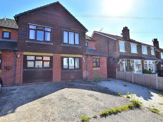 House for rent in Redhill, Reigate and Banstead