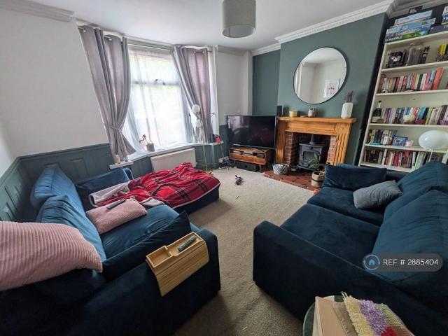 House for rent in New Catton, East Bank