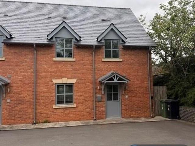 House for rent in Calver Hill