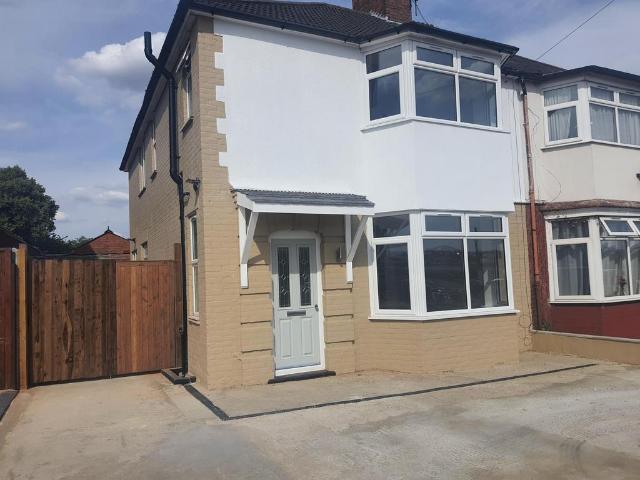 House for rent in Spring Park, Luton