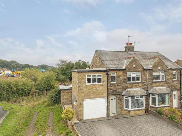 House for rent in Shelf, Calderdale