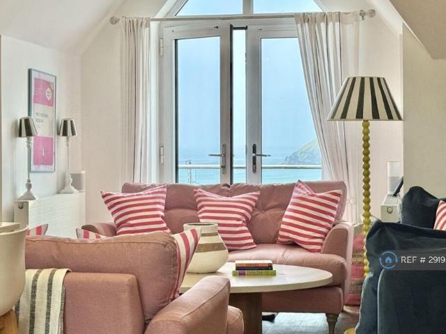 House for rent in Tregurrian, Mawgan Porth
