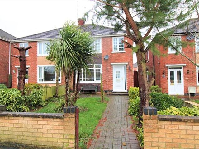 Apartment for rent in Overslade, New Bilton