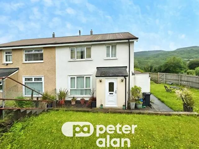 Apartment for rent in Town, Merthyr