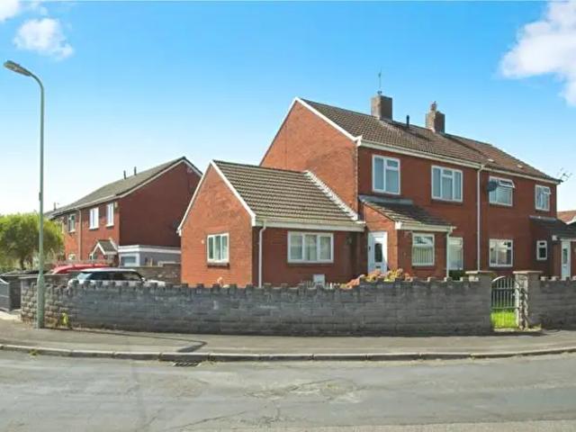 Apartment for rent in Llanharry