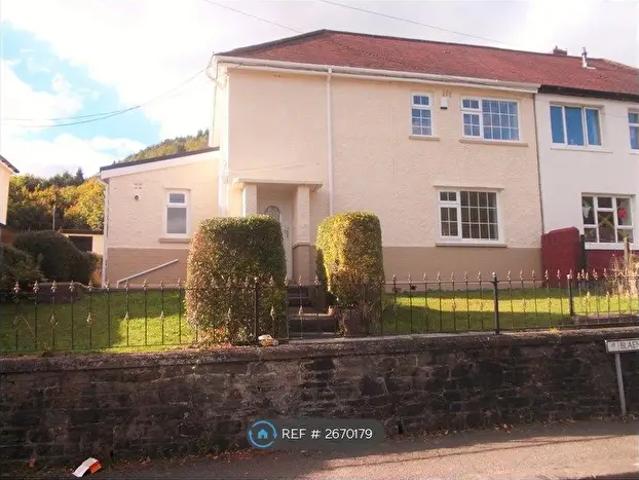 Apartment for rent in Treherbert, Blaenrhondda