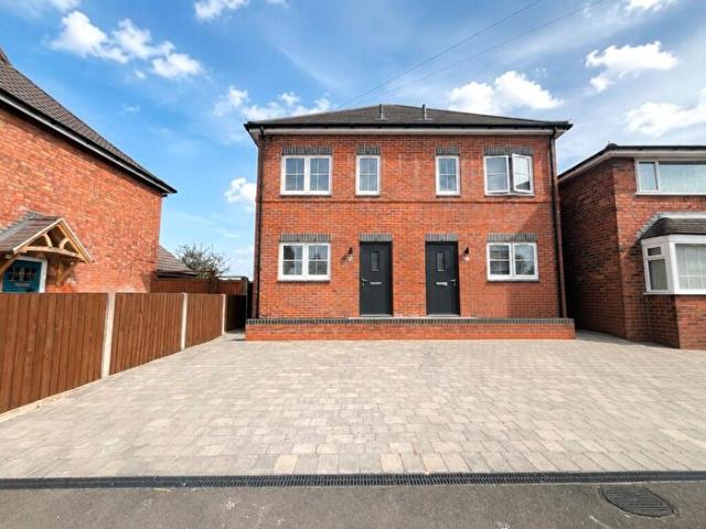 Apartment for rent in Leyfields, Kettlebrook