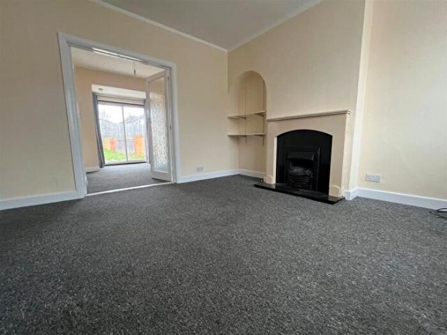 Apartment for rent in Stocking Farm, Old Wharf