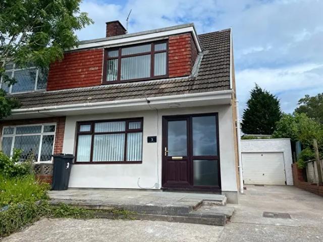 Apartment for rent in Cimla, Neath