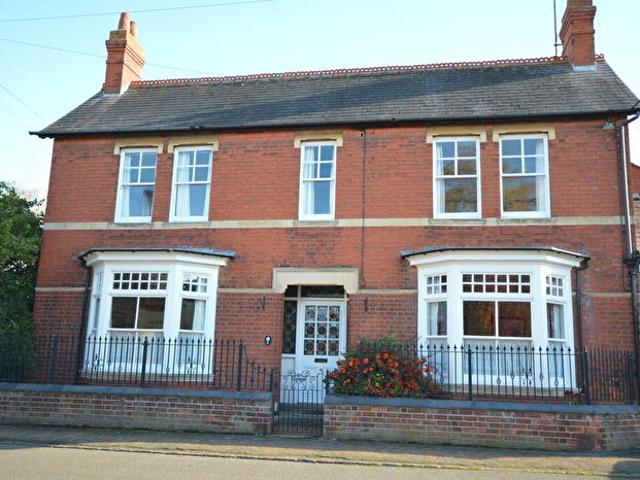 Apartment for rent in Ringstead