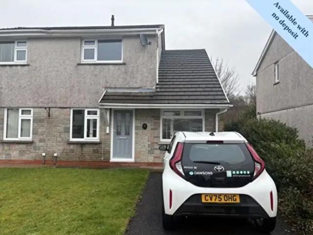 Apartment for rent in Pontlliw and Tircoed, Pontlliw