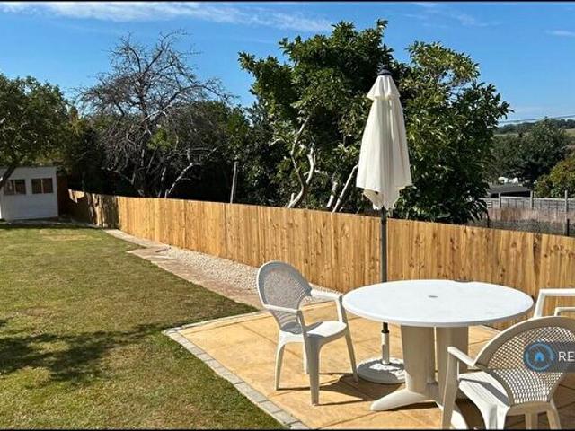 Apartment for rent in Dromore, Oxfordshire