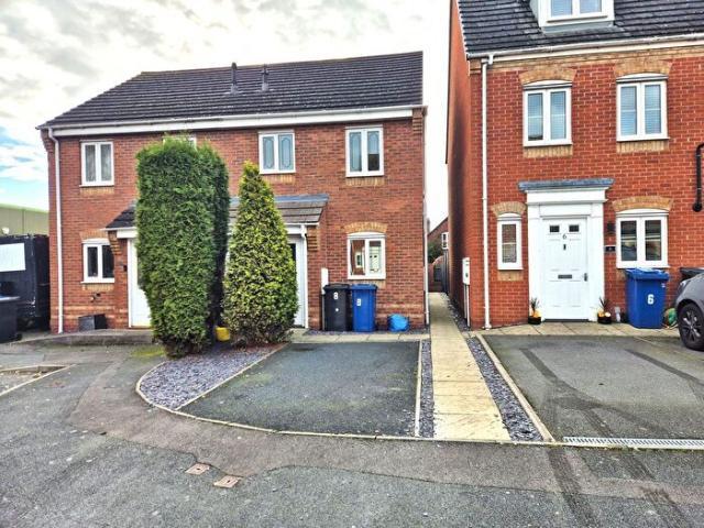 Apartment for rent in Leyfields, Kettlebrook