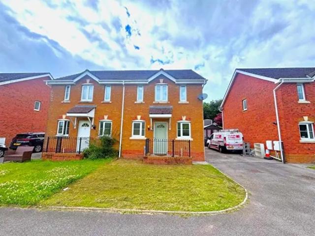 Apartment for rent in Ogmore Valley, Lewistown
