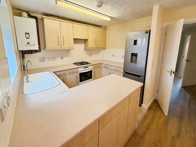 Apartment for rent in Pant-lasau, Swansea