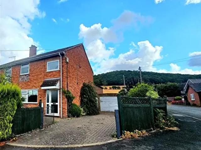 Apartment for rent in Llanigon