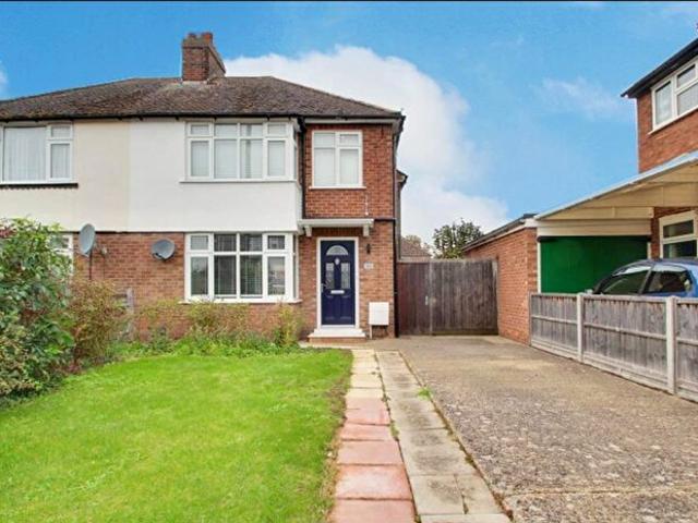 Apartment for rent in Bedford