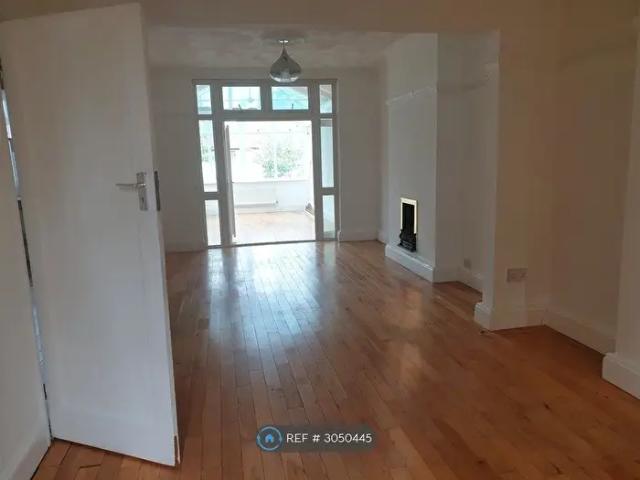 Apartment for rent in Western Park, Leicester