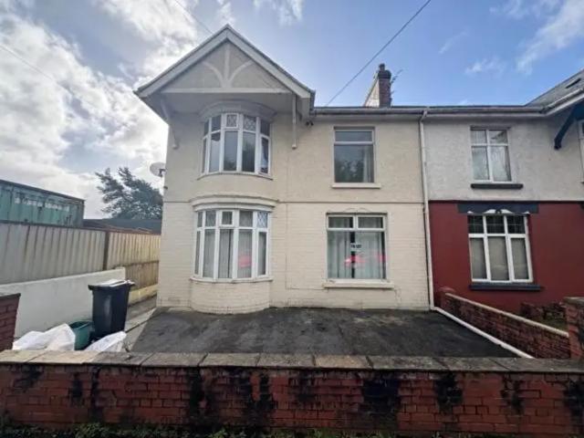 Apartment for rent in Coedffranc, Jersey Marine