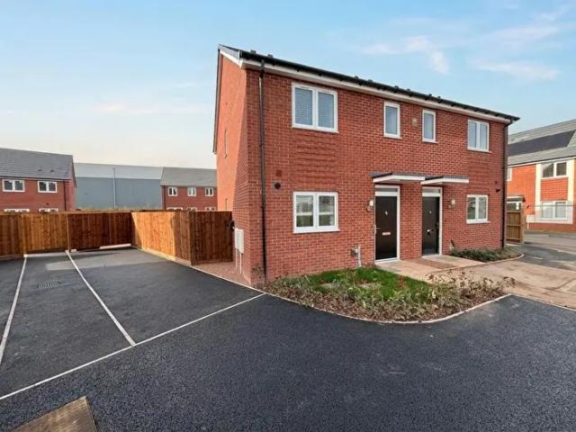 Apartment for rent in Beamhurst, Staffordshire