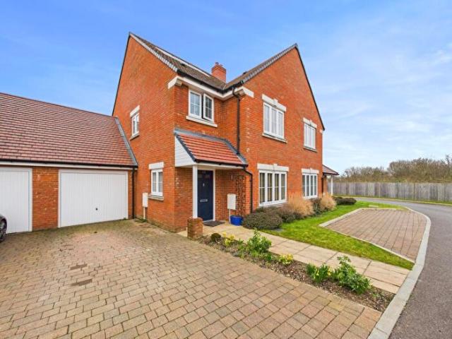 Apartment for rent in Horsenden, Princes Risborough