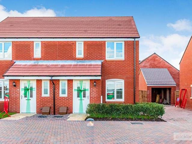 Apartment for rent in Woodland Valley, Rothwell