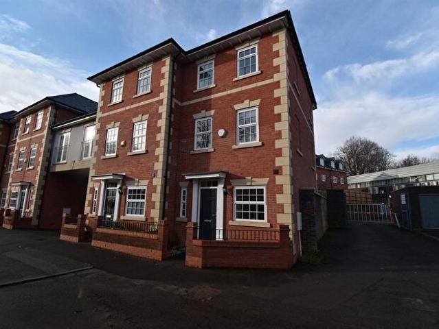 Apartment for rent in Cliff Hill, Green Close