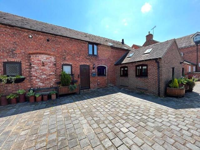 Apartment for rent in Beamhurst, Staffordshire