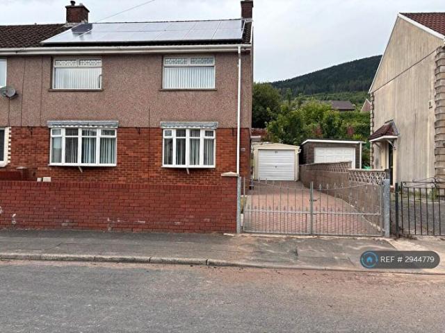 Apartment for rent in Cwmafan, Wales