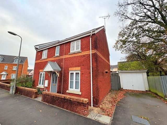 Apartment for rent in Nangreaves, Wales