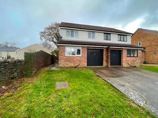 Apartment for rent in Pontlliw and Tircoed, Pontlliw