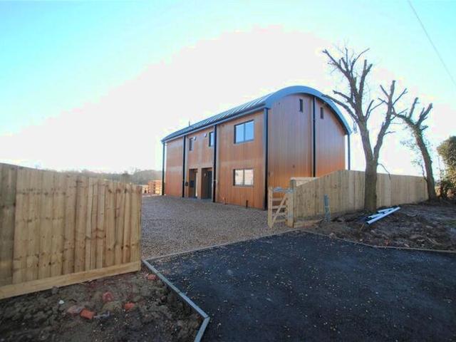 Apartment for rent in Bedford
