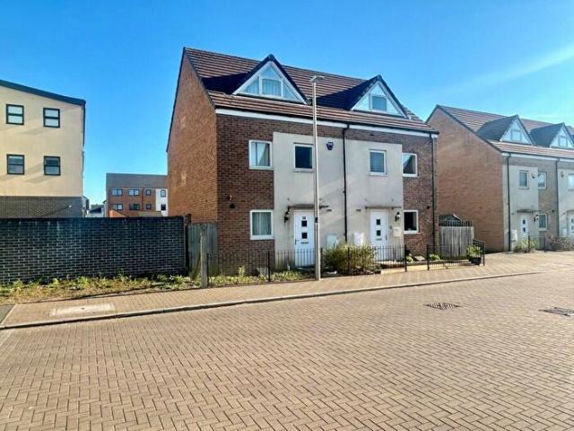 Apartment for rent in Broughton Gate, Monkston Park