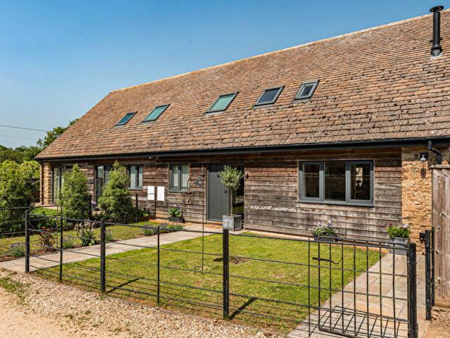 Apartment for rent in Black Bourton, Oxfordshire