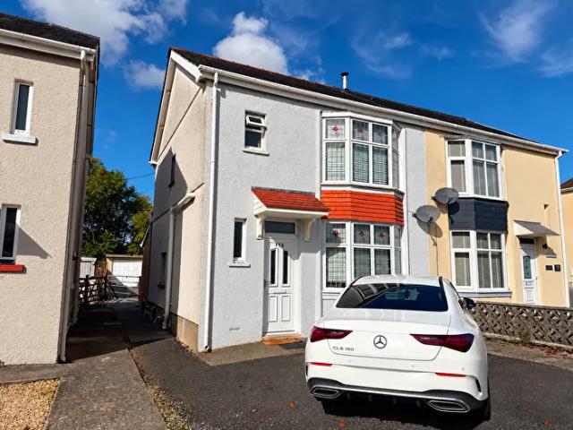 Apartment for rent in Bonllwyn, Ammanford