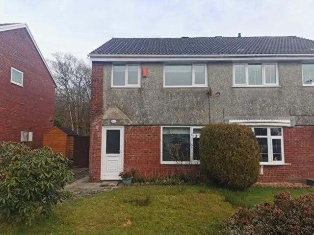 Apartment for rent in Parc Gwernfadog, Ynystawe