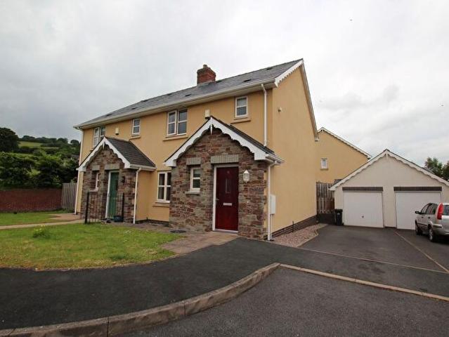 Apartment for rent in Bronllys, Llyswen