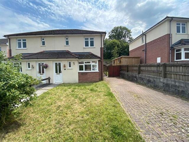 Apartment for rent in Wales