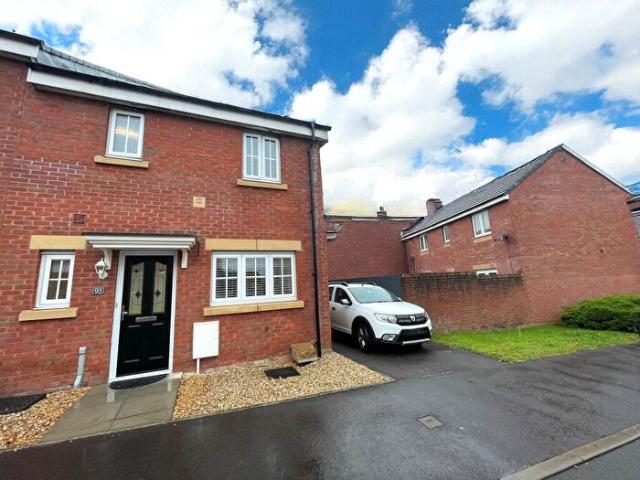 Apartment for rent in Llanharan, Bryncae
