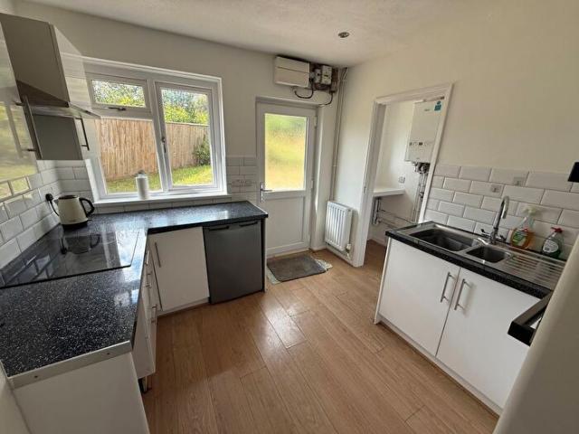 Apartment for rent in Cwmamman, Glanaman