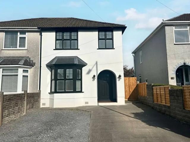 Apartment for rent in Caewern, Bryncoch
