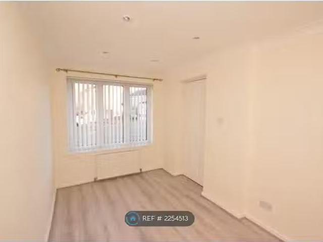 House for rent in Newhouse