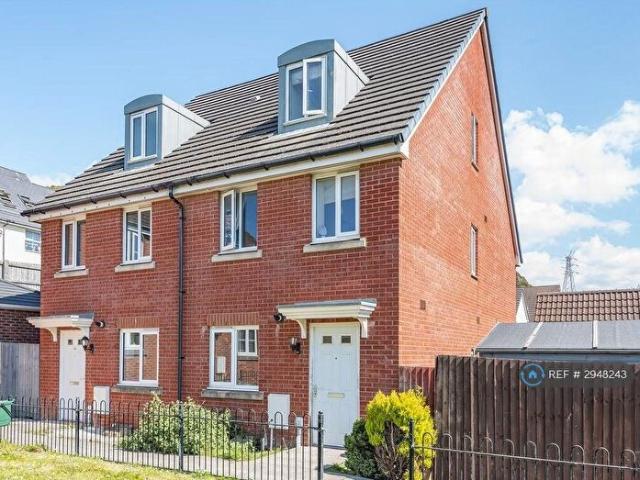 Apartment for rent in Nangreaves, Wales