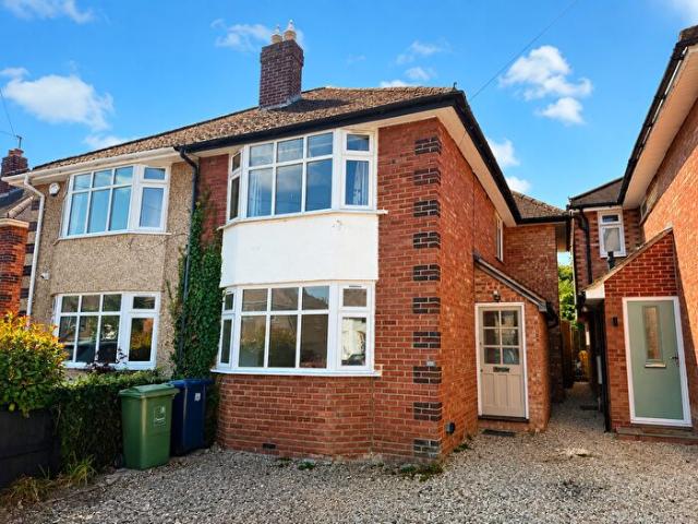 Apartment for rent in Risinghurst and Sandhills, The Slade