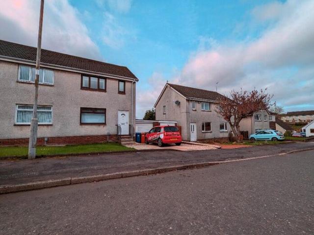 Apartment for rent in Claddens Holdings, Auchinloch