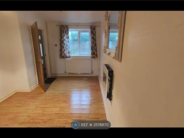 Apartment for rent in Langland, Newton